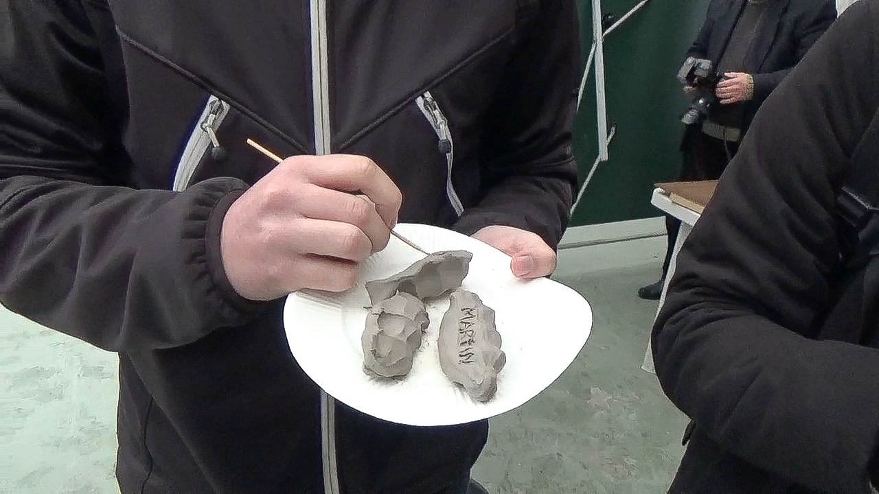 ポーランド交流で手のひらに生まれた作品